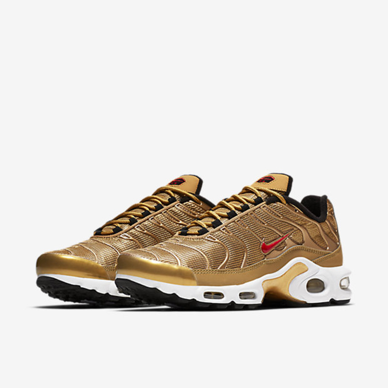 Air max 2000 gold on sale